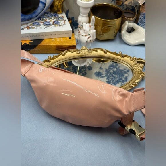 🆕 CHIARA FERRAGNI 🧿 NWT Eyelike Embroidered Bumbag, Peach Faux Leather - Picture 15 of 15